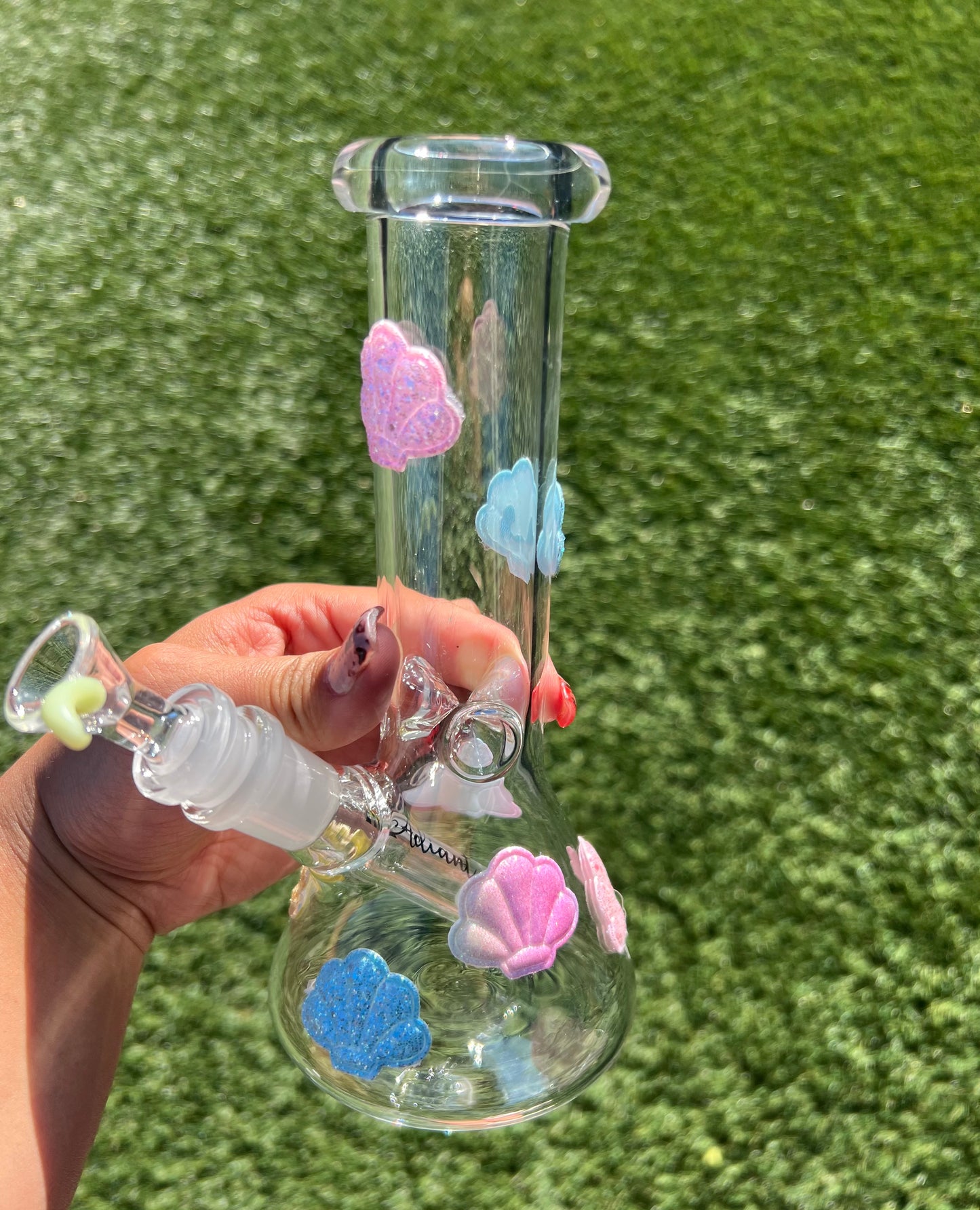 Mini Mermaid Bong 🐚